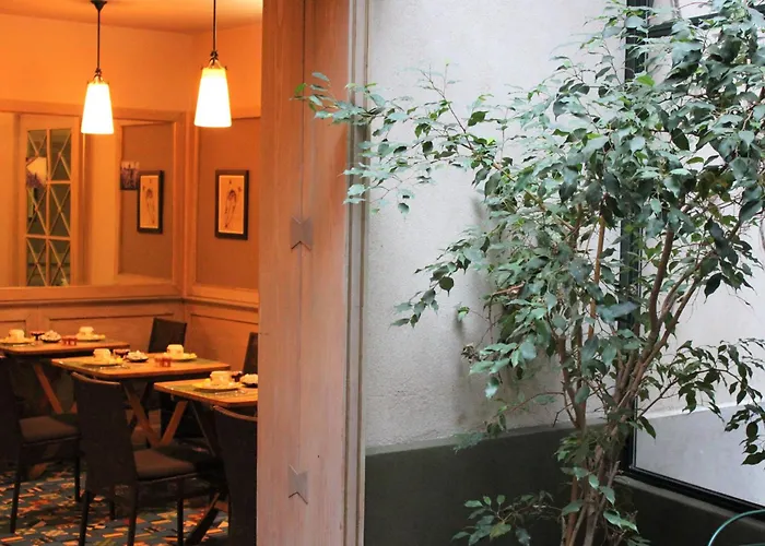 Relais Monceau מלון